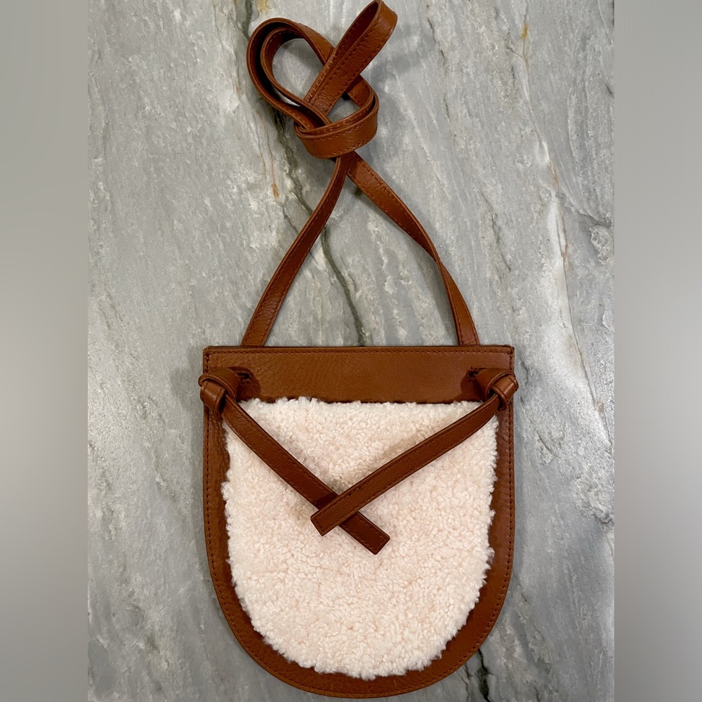 NWT Madewell crossbody Sherpa and leather purse. Perfect condition - never used